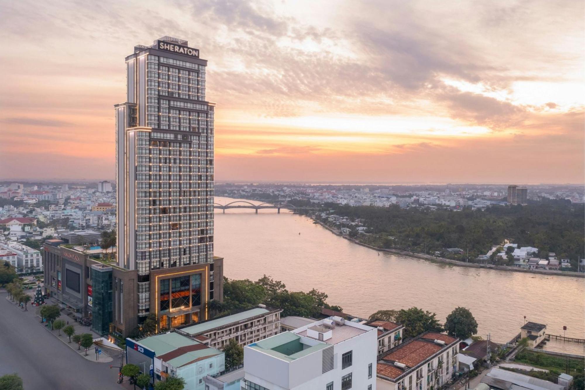Sheraton Cần Thơ Kültér fotó The Riverview